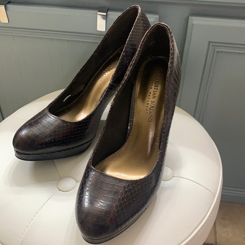 Nice heels only worn once
